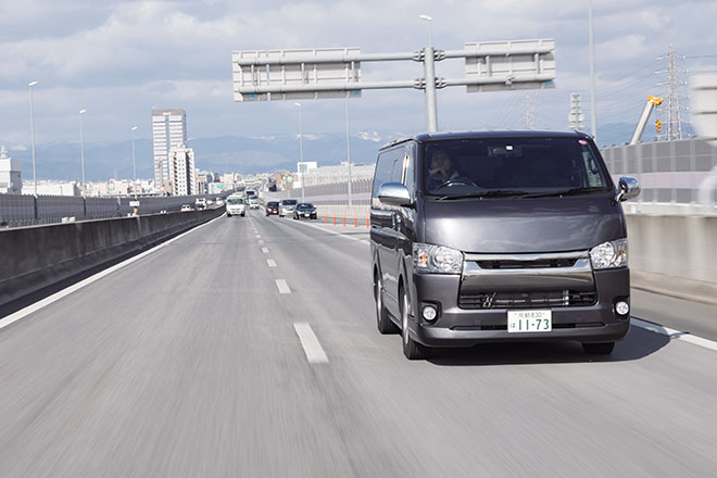 コンフォートシャックルEX」はハイエースの乗り心地改善を解消してくれる