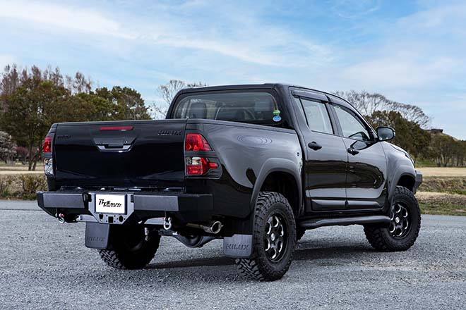 TOYOTA HILUX LIFTUP STYLE Produced by TRAIL